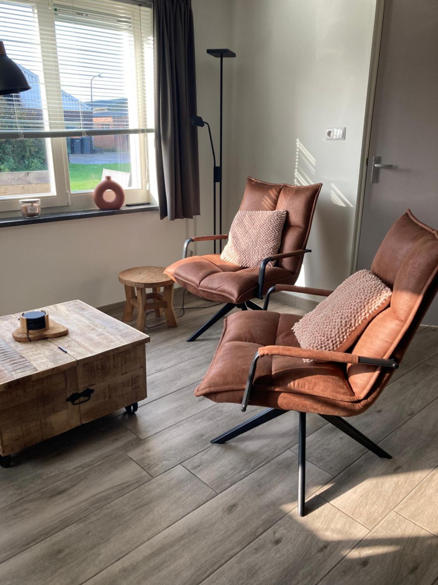 Bungalow Op Bedrijf Met Melkkoeien 더콕스도르프 외부 사진